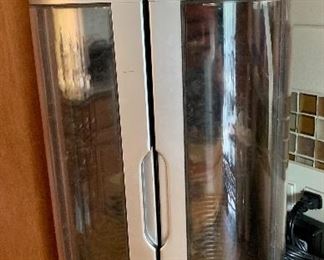 $150 - Wine Enthusiast EuroCave Wine Art 2-Bottle Wine Chiller and Preservation System - 20 in. H x 9 in. W x 10 in. deep