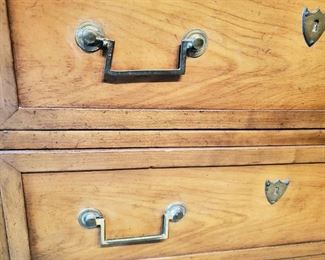 Handle detail