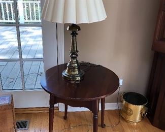 Round side table and lamp