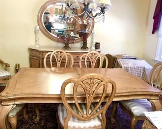 Castellon Dining Room Table & 6 Chairs