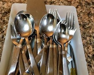 Retroneu 18/8 Stainless Steel Flatware