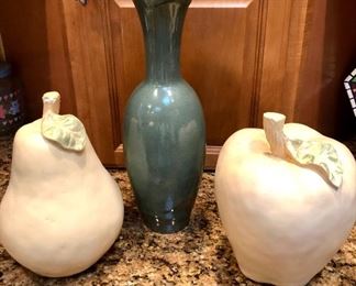 Pear, Vase,  Apple