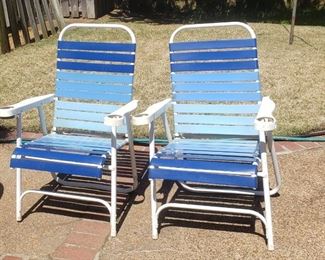 Outdoor folding chairs 