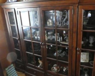 China cabinet with tons of home nick nacks