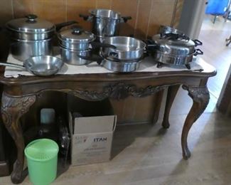 Satinless steel cook set, and very nice Broyhill table