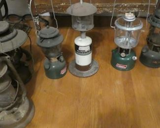 Various old coleman lanterns