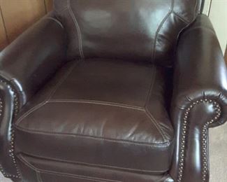 Leather chair in great condition