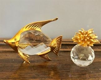 $20 Each crystal and glass decorative items.  Fish:  3"H; 2.5"W.  Small: 2"H; 1.5"Diam pineapple SOLD 