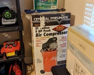 AIR COMPRESSOR & HOSE