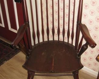 Antique Windsor arm chair