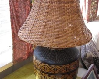 Lamp with wicker shade