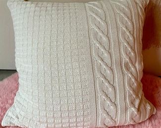 Item 113:  Knitted Decorative Pillow: $24