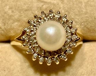 Item 173:  14 Pearl and Diamond Chip Ring:  $195