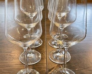 Item 276:  (6) Schott Zweisel wine glasses: $32