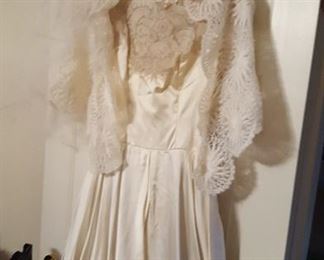 Vintage elegant lace wedding dress