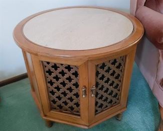round marble top end table