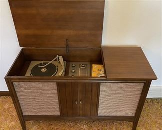 Amazing Vintage PHILCO Stereophonic High Fidelity Console (Works) With Owners Manual 