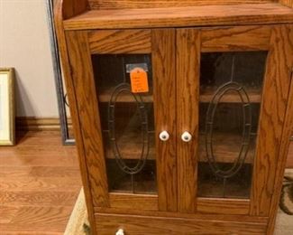 Table top leaded glass cabinet