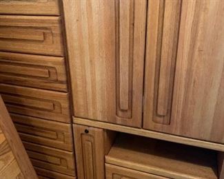 Piece 3 of 5: Wombold oak armoire