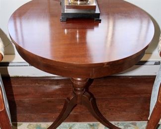 Pedestal Table