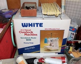 White 3-4 Thread Overlock Machine