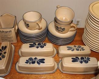 Pfaltzgraff Folk Art