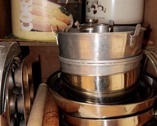 Vintage Kitchen Items GALORE!!!