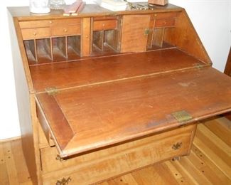 Unusual desk/secretary