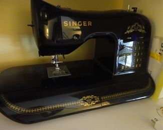 Singer Sewing Computerized Machine Model 160/ **Limited Edition**