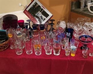 Bar ware and collection of beer glasses