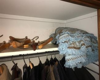 Items Located In The 1st Bedroom