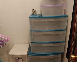 storage containers - - 