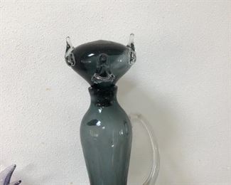 rare Blenko glass cat. Noted stress crack by the handle about 1/2"