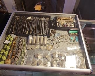 Jewelry case full, only onsite on the weekend (NOT PART OF THE $5 SALE)
