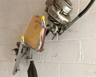 Johnson 1.5 outboard motor serial number 387027 dates to 1940 41,000 made it is a model MS