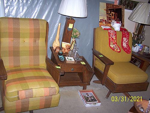 Vintage Ranch Oak rockers, end table w/ magazine rack, lamp