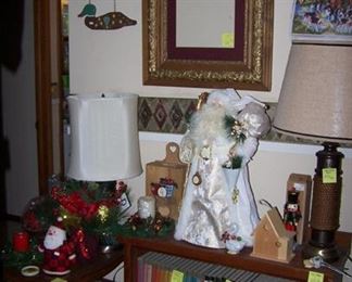 End table, book case, ornate frame