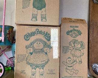 cabbage patch dolls NIB
