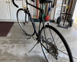 Raleigh 1977 Bicycle with manual
