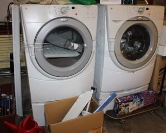 FRINT LOADING WASHER/DRYER