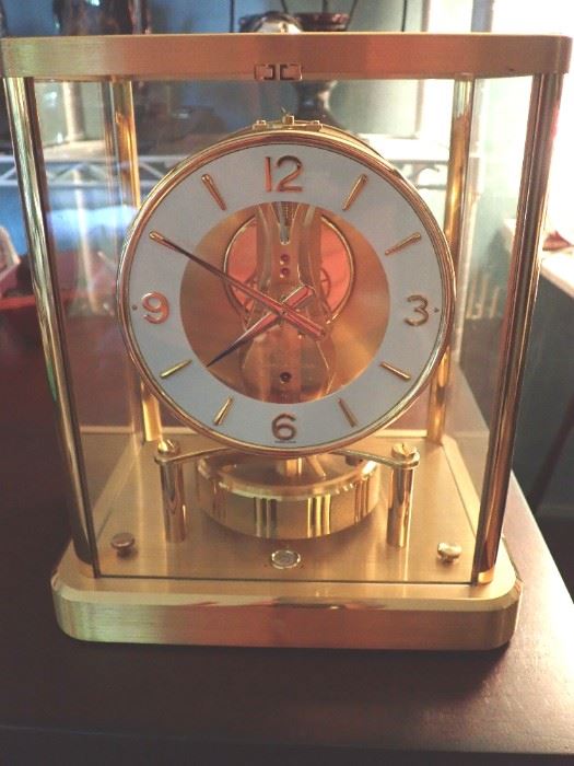 Atmos Jaeger Lecoultre Clock 1987  Runs - very good condition.