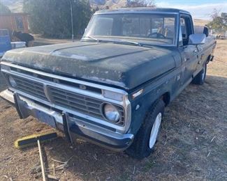 65	
1974 Ford F250
Vin: F25YR004944
Plate:  1R43694
Doc Fee:  $70
Non op:  $59
Note
sold on application for duplicate title,
