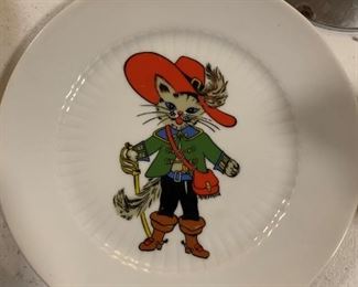 Puss n boots plate