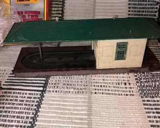 I believe this to be a Lionel train depot