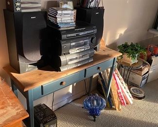 Stereo System and console table