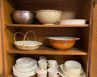 Pyrex nesting bowls, Corelle dishes, Texasware bowl, Glassbake