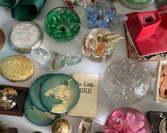 Assorted glass paperweights