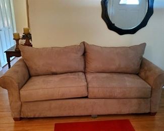 the matching sofa to the previously shown love seat