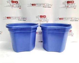 5	

Two (2) 20 Qrt. Flat back bucket, 11" tall. Made in USA.
Two (2) 20 Qrt. Flat back bucket, 11" tall. Made in USA.