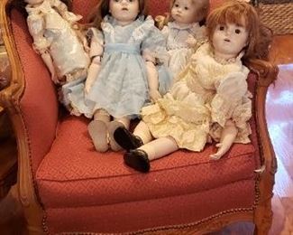 Bruj Dolls